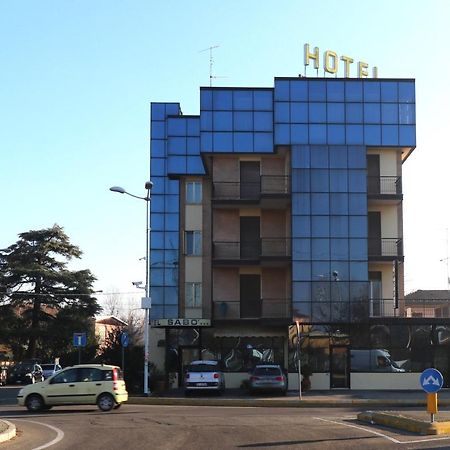 Hotel Sabo' คาสเตล มักจิโอเร ภายนอก รูปภาพ