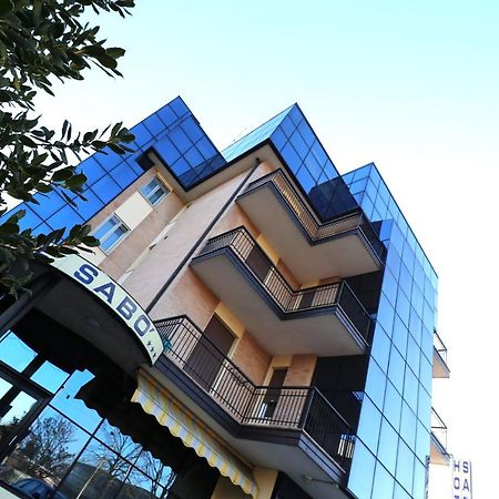 Hotel Sabo' คาสเตล มักจิโอเร ภายนอก รูปภาพ