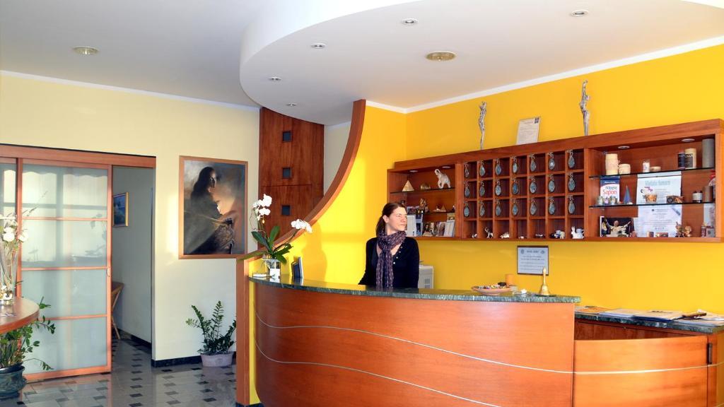 Hotel Sabo' คาสเตล มักจิโอเร ภายนอก รูปภาพ