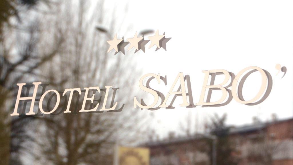 Hotel Sabo' คาสเตล มักจิโอเร ภายนอก รูปภาพ